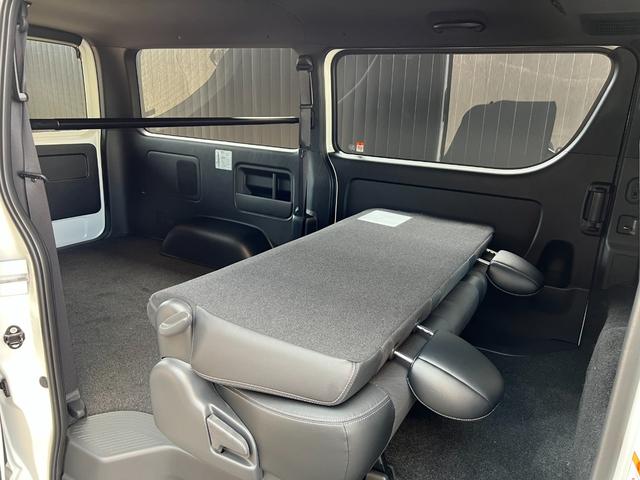 ハイエースバン 　【モデリスタエアロ付＆ディーゼル車】　デジタルインナーミラー　パノラミックビューモニター対応　両側電動パワースライドドア　ＥＴＣ　ＬＥＤヘッドライト　ＡＣ１００Ｖ　プッシュスタート　純正１５インチＡＷ（41枚目）