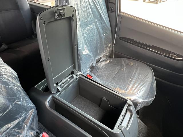 ハイエースバン 　【モデリスタエアロ付＆ディーゼル車】　デジタルインナーミラー　パノラミックビューモニター対応　両側電動パワースライドドア　ＥＴＣ　ＬＥＤヘッドライト　ＡＣ１００Ｖ　プッシュスタート　純正１５インチＡＷ（63枚目）