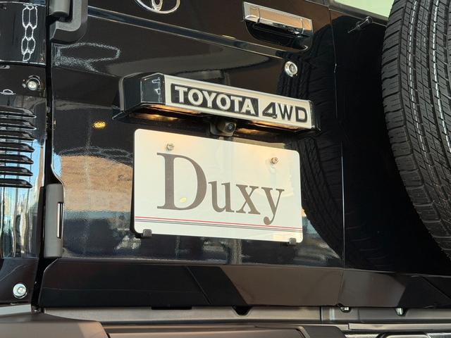 ランドクルーザー７０ ＡＸ　【純正ナビ付き】　丸目ヘッドライト　バックモニター内臓インナーミラー　電動デフロック　　背面タイヤ　リモコンキー　　ヒルスタートアシストコントロール　ダウンヒルスタートコントロール　純正１６インチＡＷ（29枚目）