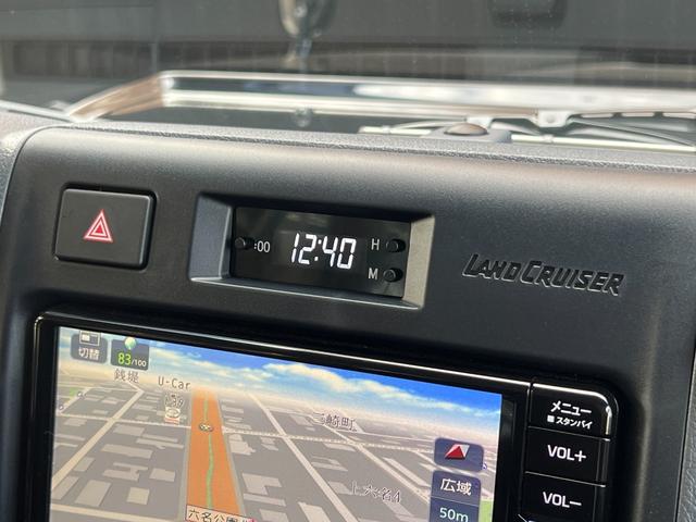 ランドクルーザー７０ ＡＸ　【純正ナビ付き】　丸目ヘッドライト　バックモニター内臓インナーミラー　電動デフロック　　背面タイヤ　リモコンキー　　ヒルスタートアシストコントロール　ダウンヒルスタートコントロール　純正１６インチＡＷ（66枚目）