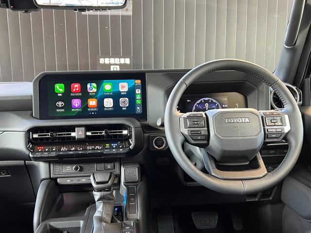 ランドクルーザー２５０ ＶＸ　【内装ブラック】　丸目ヘッドライト　１２．３インチコネクトナビ　トヨタチームメイト　デジタルミラー　ドライブレコーダー　サンルーフ　パノラミックビューモニター　ブラインドスポットモニター　純正１８ＡＷ（42枚目）