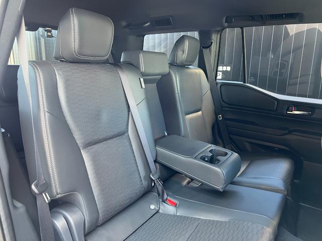 ランドクルーザー２５０ ＶＸ　【内装ブラック】　丸目ヘッドライト　１２．３インチコネクトナビ　トヨタチームメイト　デジタルミラー　ドライブレコーダー　サンルーフ　パノラミックビューモニター　ブラインドスポットモニター　純正１８ＡＷ（47枚目）