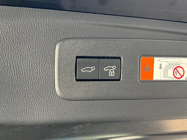 ランドクルーザー２５０ ＶＸ　【内装ブラック】　丸目ヘッドライト　１２．３インチコネクトナビ　トヨタチームメイト　デジタルミラー　ドライブレコーダー　サンルーフ　パノラミックビューモニター　ブラインドスポットモニター　純正１８ＡＷ（71枚目）