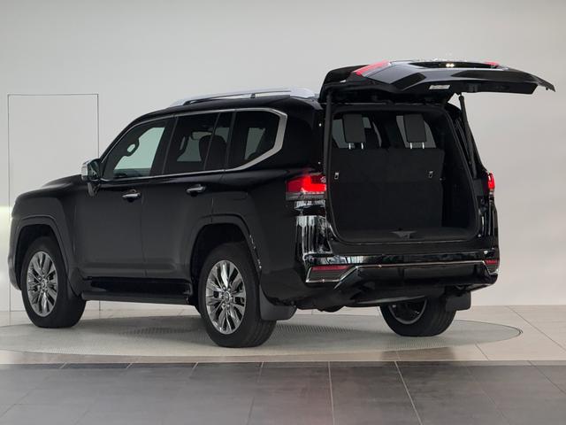 【内装ブラック】１２．３インチＪＢＬプレミアムサウンド　リアエンターテイメントシステム　空気圧センサー　ムーンルーフ　パノラミックビューモニター　ブラインドスポットモニター　ＥＴＣ２．０　純正２０ＡＷ