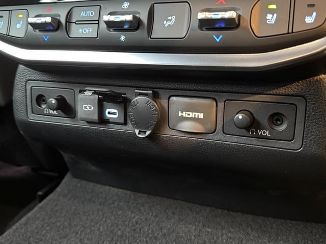 ＨＤＭＩ　ＵＳＢ端子タイプＣ