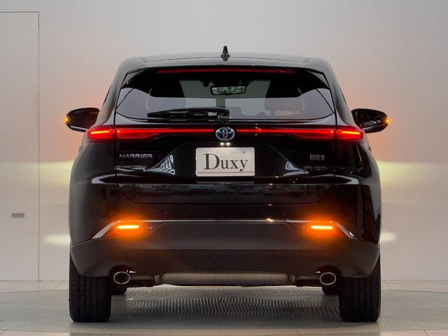 ハリアーハイブリッド Ｚ　【内装ブラック】　　１２．３インチＪＢＬプレミアムサウンド　パノラミックビューモニター　ブラインドスポットモニター　デジタルミラー　オートマチックハイビーム　ＵＳＢ端子　パワーバックドア　純正１９ＡＷ（15枚目）