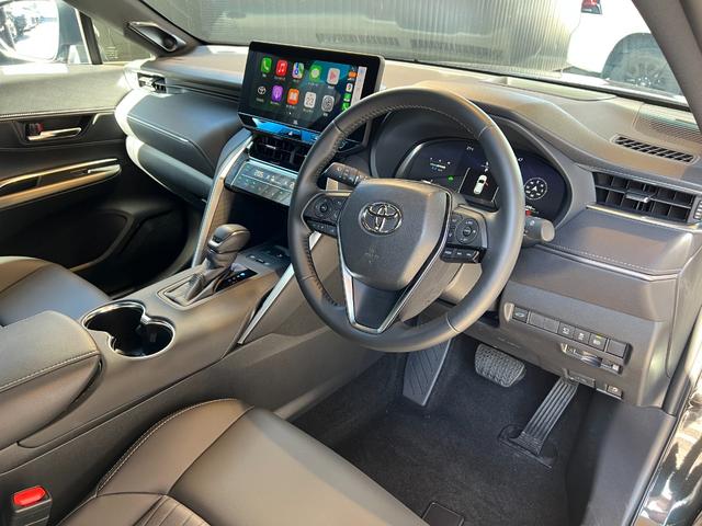 ハリアーハイブリッド Ｚ　【内装ブラック】　　１２．３インチＪＢＬプレミアムサウンド　パノラミックビューモニター　ブラインドスポットモニター　デジタルミラー　オートマチックハイビーム　ＵＳＢ端子　パワーバックドア　純正１９ＡＷ（40枚目）