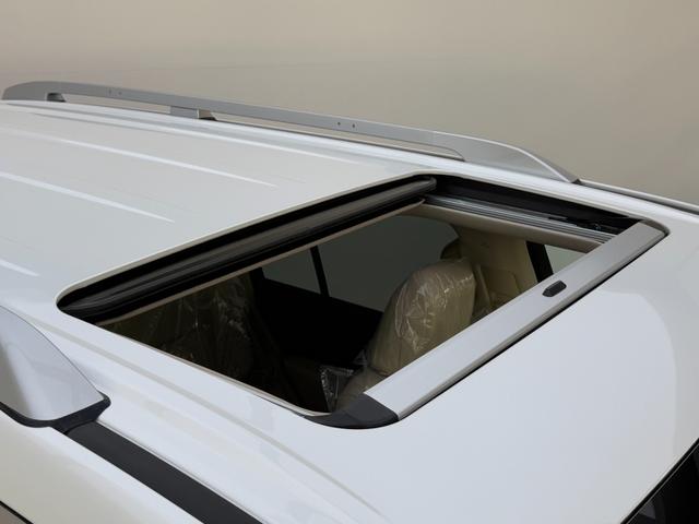 ランドクルーザー ＺＸ　【ディーゼル車】内装ベージュ　１２．３インチＪＢＬプレミアサウンド　サンルーフ　パノラミックビューモニター　寒冷地仕様　ブラインドスポットモニター　ＥＴＣ２．０　パワーバックドア　純正２０インチアルミ（25枚目）