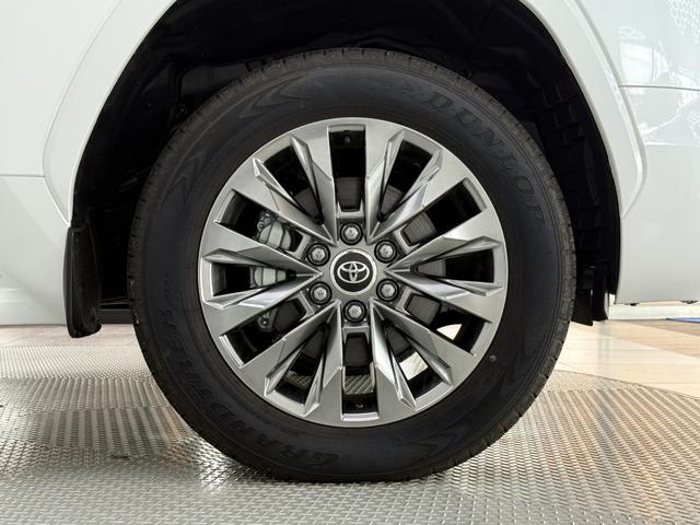 ランドクルーザー ＺＸ　【ディーゼル車】内装ベージュ　１２．３インチＪＢＬプレミアサウンド　サンルーフ　パノラミックビューモニター　寒冷地仕様　ブラインドスポットモニター　ＥＴＣ２．０　パワーバックドア　純正２０インチアルミ（34枚目）