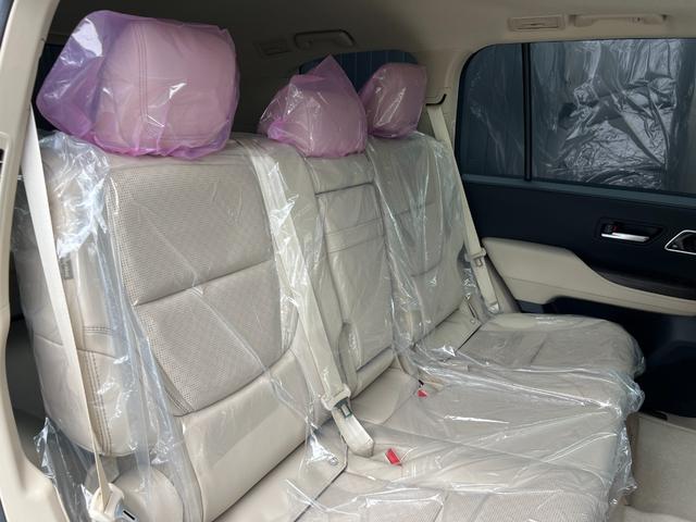 ランドクルーザー ＺＸ　【ディーゼル車】内装ベージュ　１２．３インチＪＢＬプレミアサウンド　サンルーフ　パノラミックビューモニター　寒冷地仕様　ブラインドスポットモニター　ＥＴＣ２．０　パワーバックドア　純正２０インチアルミ（41枚目）