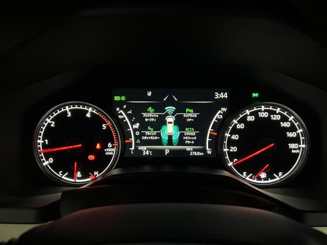 ランドクルーザー ＺＸ　【ディーゼル車】内装ベージュ　１２．３インチＪＢＬプレミアサウンド　サンルーフ　パノラミックビューモニター　寒冷地仕様　ブラインドスポットモニター　ＥＴＣ２．０　パワーバックドア　純正２０インチアルミ（43枚目）