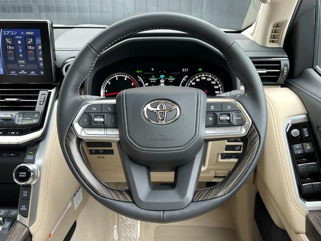 ランドクルーザー ＺＸ　【ディーゼル車】内装ベージュ　１２．３インチＪＢＬプレミアサウンド　サンルーフ　パノラミックビューモニター　寒冷地仕様　ブラインドスポットモニター　ＥＴＣ２．０　パワーバックドア　純正２０インチアルミ（47枚目）