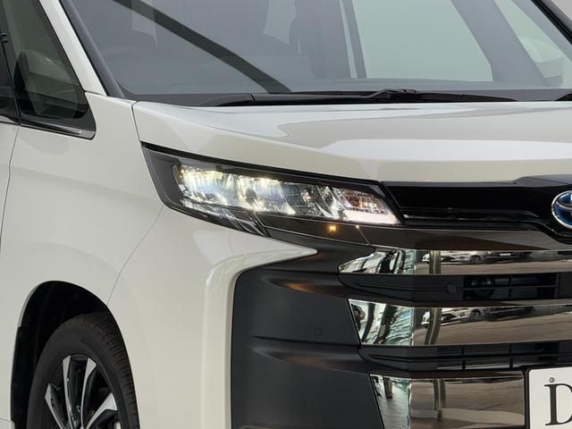 ノア ハイブリッドＳ－Ｚ　【１３．２インチ後席フリップダウンモニター付き】　１０．５型コネクトナビ　快適利便パッケージＨｉ　ブラインドスポットモニター　アドバンストパーク　パワーバックドア　ＣＤ／ＤＶＤ　ＨＤＭＩ　純正１７ＡＷ（19枚目）