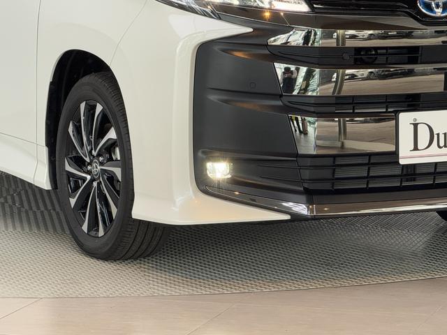 ノア ハイブリッドＳ－Ｚ　【１３．２インチ後席フリップダウンモニター付き】　１０．５型コネクトナビ　快適利便パッケージＨｉ　ブラインドスポットモニター　アドバンストパーク　パワーバックドア　ＣＤ／ＤＶＤ　ＨＤＭＩ　純正１７ＡＷ（21枚目）