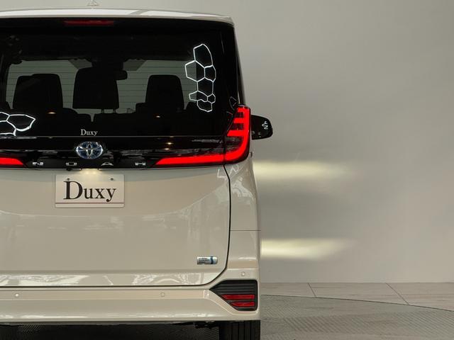 ノア ハイブリッドＳ－Ｚ　【１３．２インチ後席フリップダウンモニター付き】　１０．５型コネクトナビ　快適利便パッケージＨｉ　ブラインドスポットモニター　アドバンストパーク　パワーバックドア　ＣＤ／ＤＶＤ　ＨＤＭＩ　純正１７ＡＷ（33枚目）