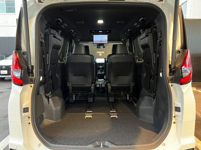 ノア ハイブリッドＳ－Ｚ　【１３．２インチ後席フリップダウンモニター付き】　１０．５型コネクトナビ　快適利便パッケージＨｉ　ブラインドスポットモニター　アドバンストパーク　パワーバックドア　ＣＤ／ＤＶＤ　ＨＤＭＩ　純正１７ＡＷ（75枚目）