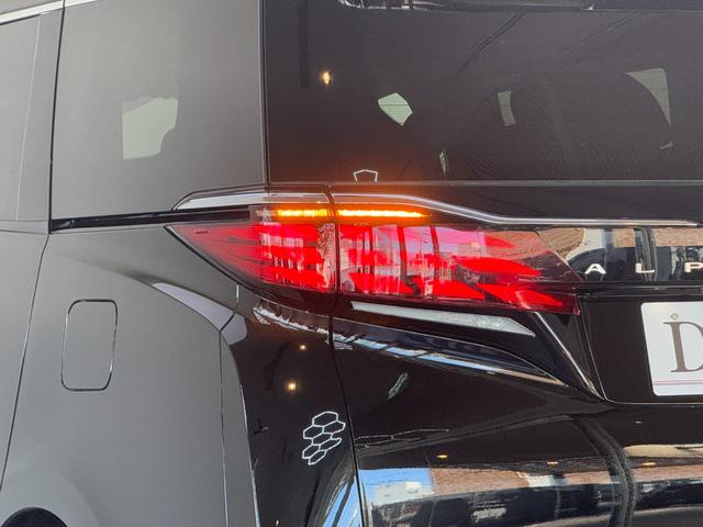 アルファード Z 【モデリスタエアロ付】 14インチコネクトナビ 13.2インチ後席フリップダウンモニター 左右独立ムーンルーフ デジタルミラー トヨタチームメイト ユニバーサルステップ PVM BSM 純正18AW(32枚目)