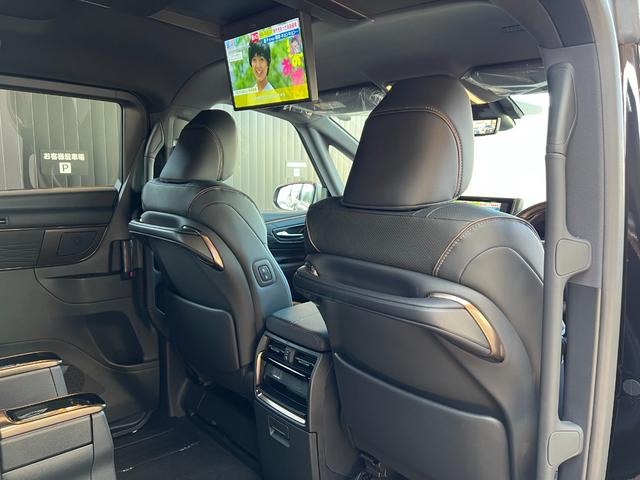 アルファード Z 【モデリスタエアロ付】 14インチコネクトナビ 13.2インチ後席フリップダウンモニター 左右独立ムーンルーフ デジタルミラー トヨタチームメイト ユニバーサルステップ PVM BSM 純正18AW(45枚目)