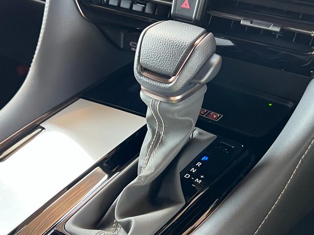 アルファード Z 【モデリスタエアロ付】 14インチコネクトナビ 13.2インチ後席フリップダウンモニター 左右独立ムーンルーフ デジタルミラー トヨタチームメイト ユニバーサルステップ PVM BSM 純正18AW(62枚目)