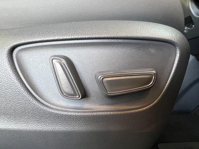 アルファード Z 【モデリスタエアロ付】 14インチコネクトナビ 13.2インチ後席フリップダウンモニター 左右独立ムーンルーフ デジタルミラー トヨタチームメイト ユニバーサルステップ PVM BSM 純正18AW(68枚目)