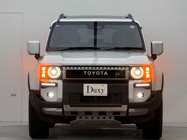 ランドクルーザー250 VX 【丸目ヘッドライト付】 内装ブラック モデリスタエアロ シグネチャーイルミブレード トヨタチームメイト デジタルミラー パノラミックビューモニター ブラインドスポットモニター サンルーフ 純正16AW(12枚目)