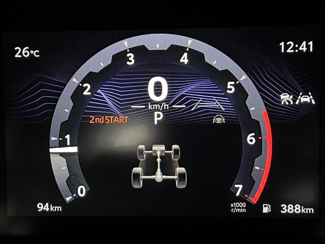 ランドクルーザー250 VX 【丸目ヘッドライト付】 内装ブラック モデリスタエアロ シグネチャーイルミブレード トヨタチームメイト デジタルミラー パノラミックビューモニター ブラインドスポットモニター サンルーフ 純正16AW(50枚目)