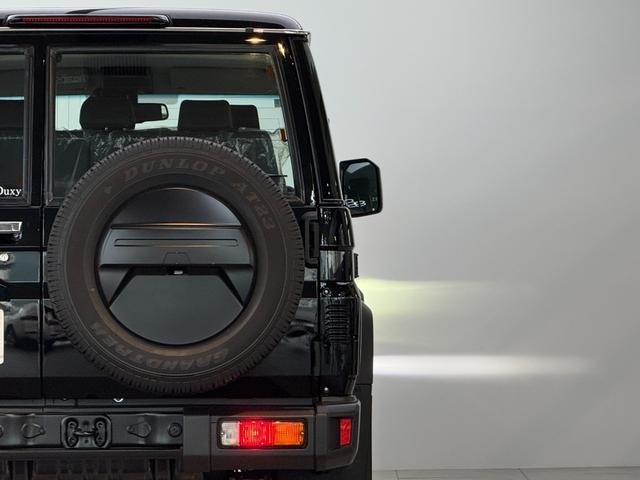 ランドクルーザー７０ ＡＸ　【内装ブラック】　丸目ヘッドライト　バックモニター内臓インナーミラー　電動デフロック　　背面タイヤ　リモコンキー　　ヒルスタートアシストコントロール　ダウンヒルスタートコントロール　純正１６インチＡＷ（29枚目）