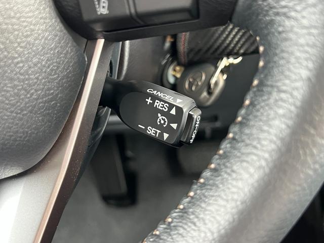 ランドクルーザー７０ ＡＸ　【内装ブラック】　丸目ヘッドライト　バックモニター内臓インナーミラー　電動デフロック　　背面タイヤ　リモコンキー　　ヒルスタートアシストコントロール　ダウンヒルスタートコントロール　純正１６インチＡＷ（69枚目）