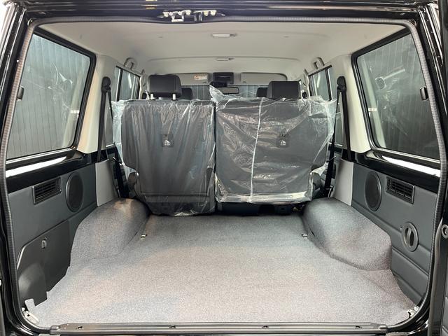 ランドクルーザー７０ ＡＸ　【内装ブラック】　丸目ヘッドライト　バックモニター内臓インナーミラー　電動デフロック　　背面タイヤ　リモコンキー　　ヒルスタートアシストコントロール　ダウンヒルスタートコントロール　純正１６インチＡＷ（73枚目）