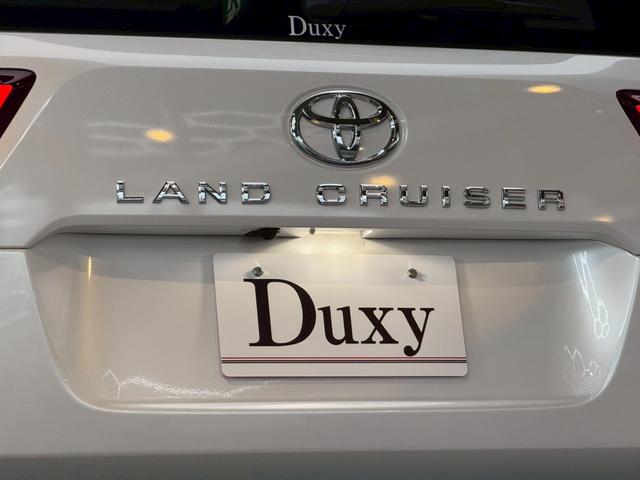 ランドクルーザー ＺＸ　【ディーゼル車】　　内装ベージュ　１２．３インチＪＢＬプレミアムサウンド　リアエンターテイメントシステム　クールボックス　電動デフロック　ルーフレールシルバー　寒冷地仕様　ＰＶＭ　ＢＳＭ　純正２０ＡＷ（27枚目）