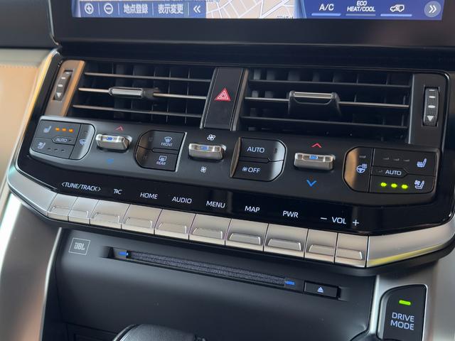 ランドクルーザー ＺＸ　【ディーゼル車】　　内装ベージュ　１２．３インチＪＢＬプレミアムサウンド　リアエンターテイメントシステム　クールボックス　電動デフロック　ルーフレールシルバー　寒冷地仕様　ＰＶＭ　ＢＳＭ　純正２０ＡＷ（56枚目）