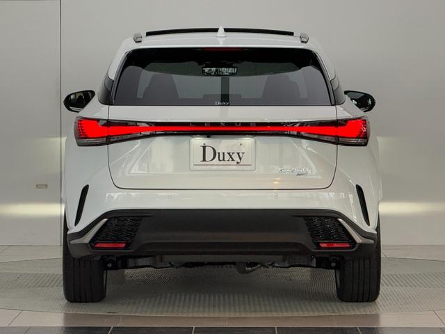 ＲＸ ＲＸ３５０　Ｆスポーツ　【マークレビンソン】　内装レッド　１４型コネクトナビ　パノラマルーフ　デジタルミラー　オレンジキャリパー　置くだけ充電　ドライブレコーダー　チームメイト　ＰＶＭ　ＢＳＭ　パワーバックドア　純正２１ＡＷ（5枚目）