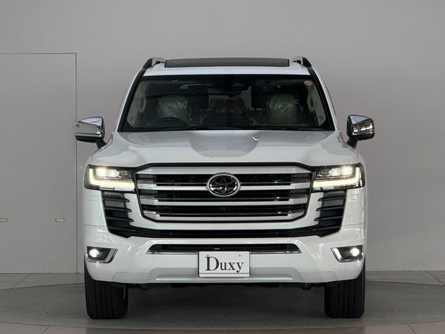 ランドクルーザー ＺＸ　【改良型モデル】　内装ベージュ　１２．３インチＪＢＬプレミアムサウンド　ブラックルーフレール　ムーンルーフ　パノラミックビューモニター　ブラインドスポットモニター　ＥＴＣ２．０　ＨＤＭＩ　純正２０ＡＷ（4枚目）