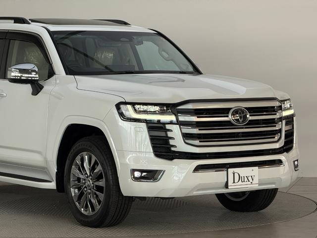 ランドクルーザー ＺＸ　【改良型モデル】　内装ベージュ　１２．３インチＪＢＬプレミアムサウンド　ブラックルーフレール　ムーンルーフ　パノラミックビューモニター　ブラインドスポットモニター　ＥＴＣ２．０　ＨＤＭＩ　純正２０ＡＷ（16枚目）