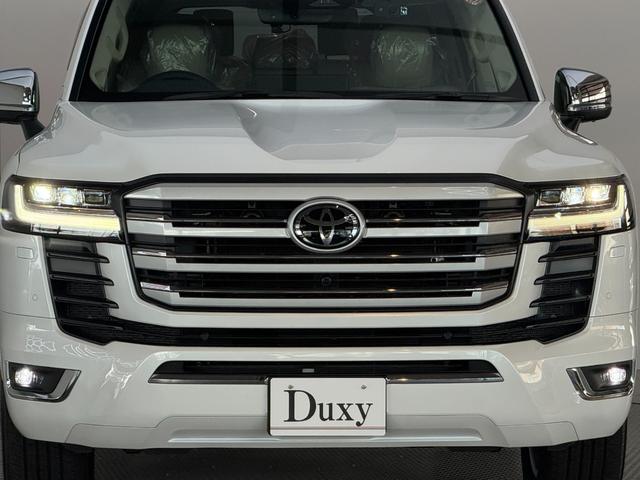 ランドクルーザー ＺＸ　【改良型モデル】　内装ベージュ　１２．３インチＪＢＬプレミアムサウンド　ブラックルーフレール　ムーンルーフ　パノラミックビューモニター　ブラインドスポットモニター　ＥＴＣ２．０　ＨＤＭＩ　純正２０ＡＷ（17枚目）