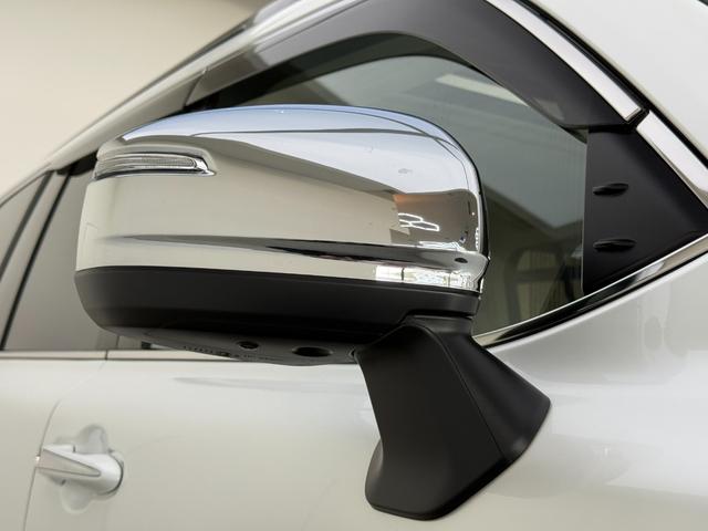 ランドクルーザー ＺＸ　【改良型モデル】　内装ベージュ　１２．３インチＪＢＬプレミアムサウンド　ブラックルーフレール　ムーンルーフ　パノラミックビューモニター　ブラインドスポットモニター　ＥＴＣ２．０　ＨＤＭＩ　純正２０ＡＷ（21枚目）