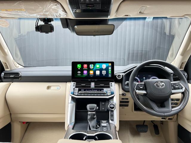 ランドクルーザー ＺＸ　【改良型モデル】　内装ベージュ　１２．３インチＪＢＬプレミアムサウンド　ブラックルーフレール　ムーンルーフ　パノラミックビューモニター　ブラインドスポットモニター　ＥＴＣ２．０　ＨＤＭＩ　純正２０ＡＷ（36枚目）