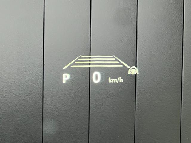 ランドクルーザー ＺＸ　【改良型モデル】　内装ベージュ　１２．３インチＪＢＬプレミアムサウンド　ブラックルーフレール　ムーンルーフ　パノラミックビューモニター　ブラインドスポットモニター　ＥＴＣ２．０　ＨＤＭＩ　純正２０ＡＷ（62枚目）