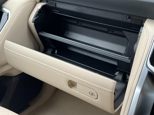ランドクルーザー ＺＸ　【改良型モデル】　内装ベージュ　１２．３インチＪＢＬプレミアムサウンド　ブラックルーフレール　ムーンルーフ　パノラミックビューモニター　ブラインドスポットモニター　ＥＴＣ２．０　ＨＤＭＩ　純正２０ＡＷ（68枚目）
