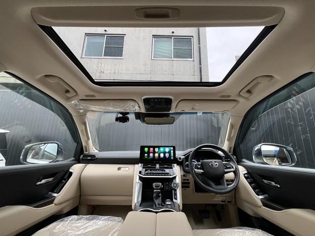 ランドクルーザー ＺＸ　【改良型モデル】　内装ベージュ　１２．３インチＪＢＬプレミアムサウンド　ブラックルーフレール　ムーンルーフ　パノラミックビューモニター　ブラインドスポットモニター　ＥＴＣ２．０　ＨＤＭＩ　純正２０ＡＷ（73枚目）