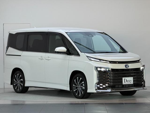 ヴォクシー Ｓ－Ｚ　【アドバンストパーク】１０．５インチコネクトナビ　快適利便パッケージＨｉ　デジタルインナーミラー　ブラインドスポットモニター　パノラミックビューモニター　パワーバックドア　ＣＤ／ＤＶＤ　純正１７型ＡＷ（9枚目）