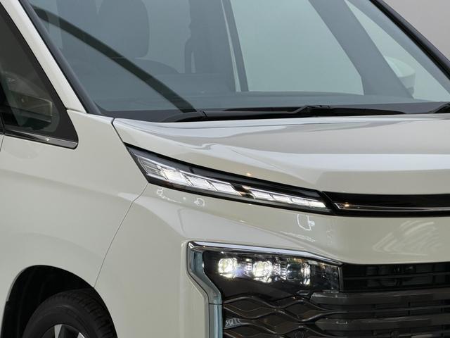 ヴォクシー Ｓ－Ｚ　【アドバンストパーク】１０．５インチコネクトナビ　快適利便パッケージＨｉ　デジタルインナーミラー　ブラインドスポットモニター　パノラミックビューモニター　パワーバックドア　ＣＤ／ＤＶＤ　純正１７型ＡＷ（19枚目）