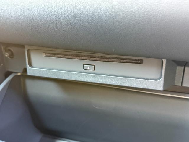 ヴォクシー Ｓ－Ｚ　【アドバンストパーク】１０．５インチコネクトナビ　快適利便パッケージＨｉ　デジタルインナーミラー　ブラインドスポットモニター　パノラミックビューモニター　パワーバックドア　ＣＤ／ＤＶＤ　純正１７型ＡＷ（71枚目）