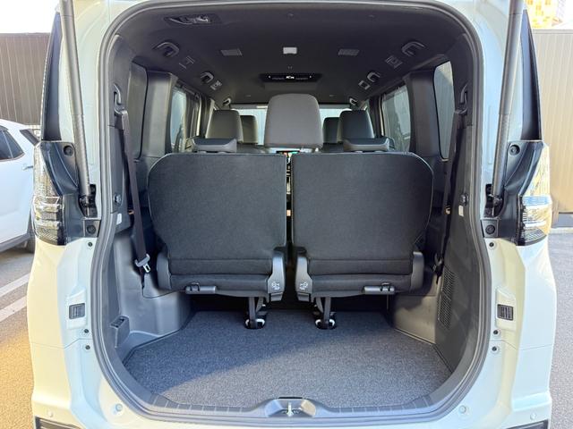 ヴォクシー Ｓ－Ｚ　【アドバンストパーク】１０．５インチコネクトナビ　快適利便パッケージＨｉ　デジタルインナーミラー　ブラインドスポットモニター　パノラミックビューモニター　パワーバックドア　ＣＤ／ＤＶＤ　純正１７型ＡＷ（73枚目）