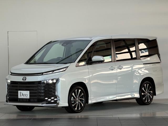 ヴォクシー ハイブリッドＳ－Ｚ　【改モデル】　１０．５インチコネクトナビ　３眼ＬＥＤヘッドライト　ユニバーサルスッテプ　トヨタチームメイト　快適利便パッケージＨＩ　ＰＶＭ　ＢＳＭ　ヘッドアップディスプレイ　寒冷地　純正インチ１７ＡＷ（8枚目）