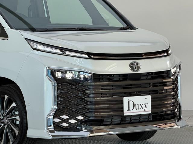 ヴォクシー ハイブリッドＳ－Ｚ　【改モデル】　１０．５インチコネクトナビ　３眼ＬＥＤヘッドライト　ユニバーサルスッテプ　トヨタチームメイト　快適利便パッケージＨＩ　ＰＶＭ　ＢＳＭ　ヘッドアップディスプレイ　寒冷地　純正インチ１７ＡＷ（22枚目）