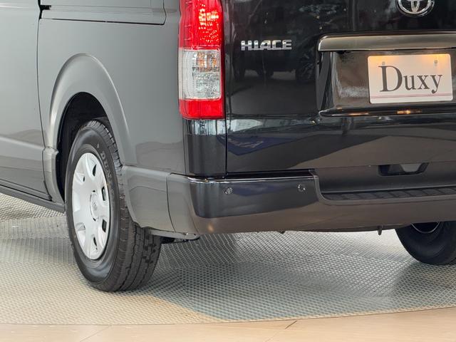 ハイエースバン 【純正ナビ付き】 デジタルインナーミラー パノラミックビューモニター対応 両側電動パワースライドドア LEDヘッドライト アクセサリーコンセント プッシュスタート 寒冷地 ETC 純正15インチAW(32枚目)