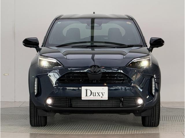 ヤリスクロス ハイブリッドＺ　ウルバーノ　【内装ブラック】　８インチコネクトテットナビ　パノラミックビューモニタ－　ブラインドスポットモニター　ステアリングヒーター　シートヒーター　アクセサリーコンセント　ＨＤＭＩ入力端子　純正１８インチＡＷ（4枚目）