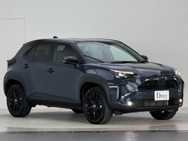 ヤリスクロス ハイブリッドＺ　ウルバーノ　【内装ブラック】　８インチコネクトテットナビ　パノラミックビューモニタ－　ブラインドスポットモニター　ステアリングヒーター　シートヒーター　アクセサリーコンセント　ＨＤＭＩ入力端子　純正１８インチＡＷ（9枚目）