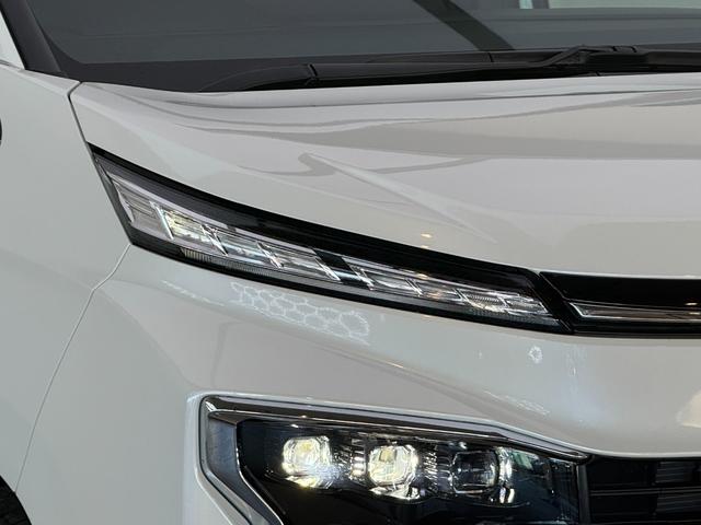 ヴォクシー ハイブリッドS-Z 【パノラミックビューモニター】10.5インチディスプレイオーディオ ブラインドスポットモニター 快適利便パッケージHi トヨタチームメイト アドバンストパーク 電動パワーバックドア 純正17インチAW(18枚目)